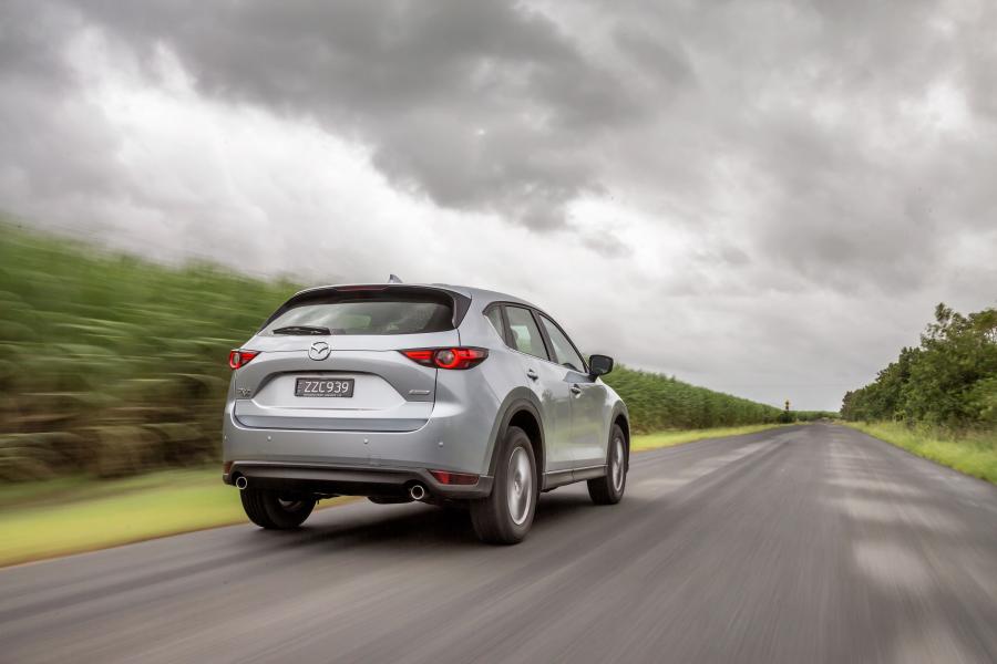 Mazda CX-5 Touring 2017 года  (AU) (фото 6 из 23)
